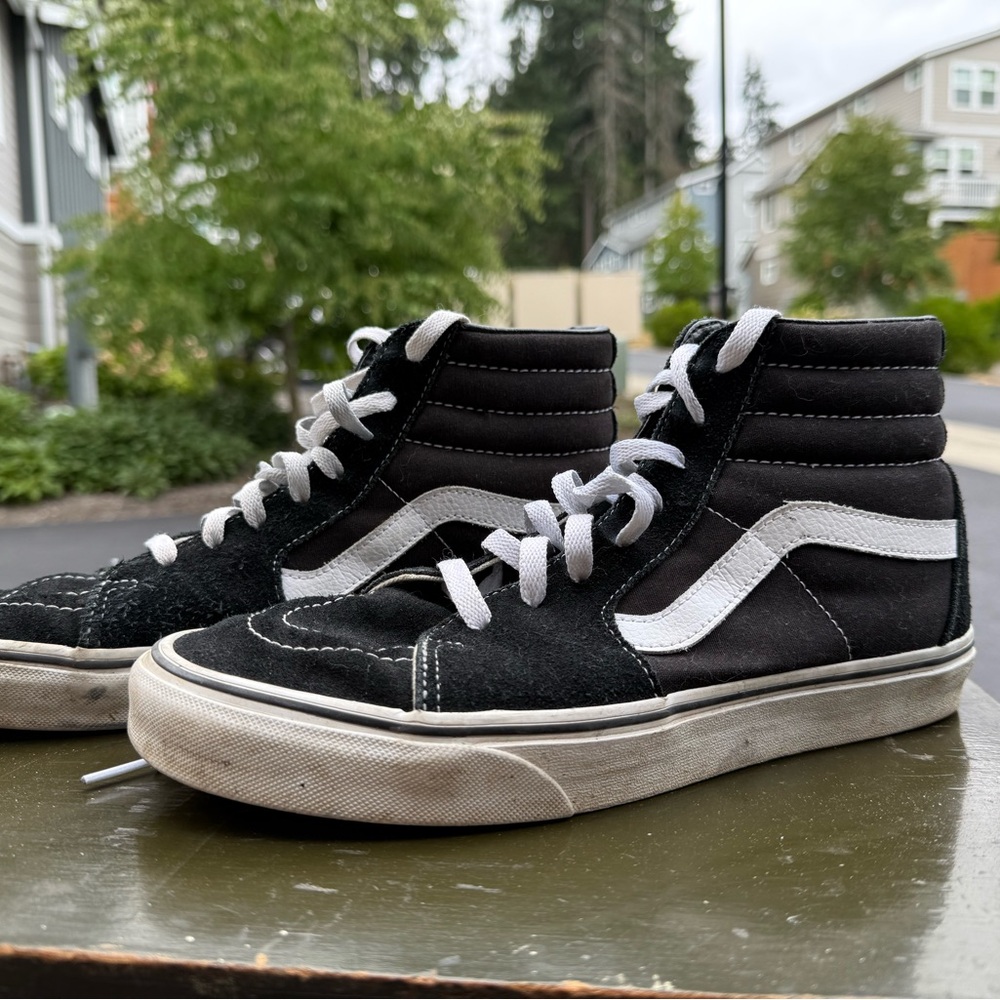 Vans Black and White High-Top Sneakers Men’s size 9.5, women’s size 11. $40 OBO